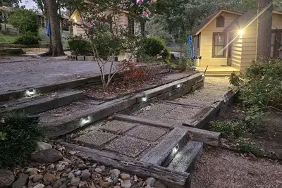 Image de Private - Clean - Comfortable With A Great View and Easy Lake Access