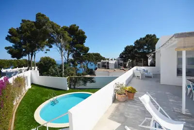 Image de Location de maison mituayenne avec piscine Ă Begur, Aiguablava