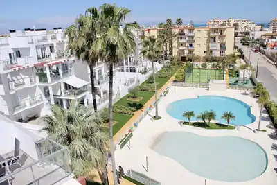 Image de Bel appartement comfortable  avec piscine communale à Denia, sur la Costa Blanca, Espagne pour 4 personnes