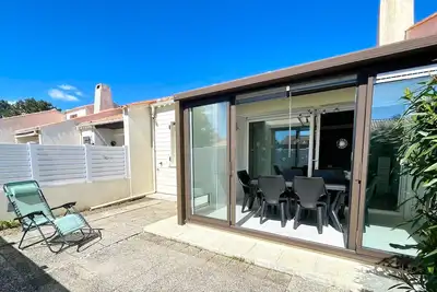 Image de Maison tout confort proche plage avec véranda et parking privatif