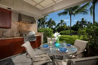 Image de 🏖️Serene Resort Living | Ground Floor | Private Beach Club Access