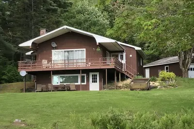 Image de Chalet in the Woods