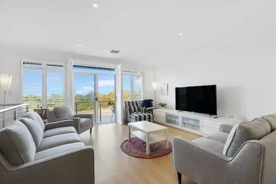 Image de Beach Front Esplanade Victor Harbor - Wi-Fi and Linen Included