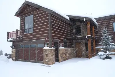 Image de Ideally Located Mountain Home Next to Lift w/Free WiFi, Private Hot Tub, Firepit
