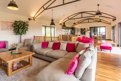 Image de Lower Lodge Barn - sleeps 8 guests in 4 bedrooms