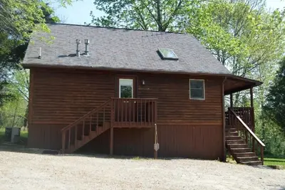 Image de Cabine optimale 9 avec jacuzzi et bain Ă remous sur le lac Patoka dans le sud de l'Indiana