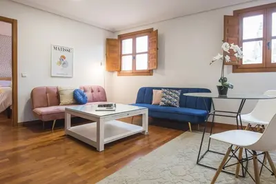 Image de Appartement pour 4 avec vue sur la cathédrale