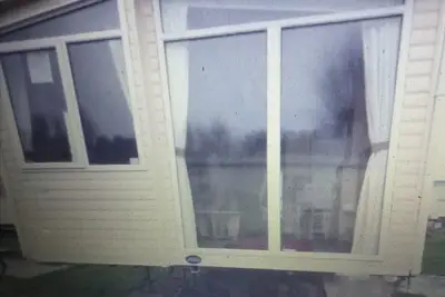 3 bedroom caravan own parking space