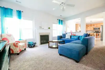 Image de Charlotte Sanctuary, Comfort, Fenced, Sleeps 11