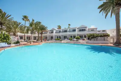 Image de Apartamento Sol y Playa avec piscine, Wi-Fi, terrasse et jardin