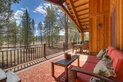 Image de Tranquil Retreat By Tahoe Getaways - Private Hot Tub - Stunning Views - Hoa beach, gym, pool