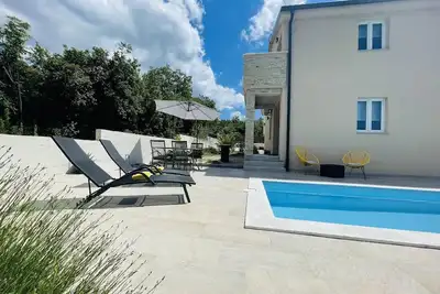 Image de Appartement de vacances Kremenici pour 1 - 6 personnes avec 2 chambres à coucher - Appartement de va