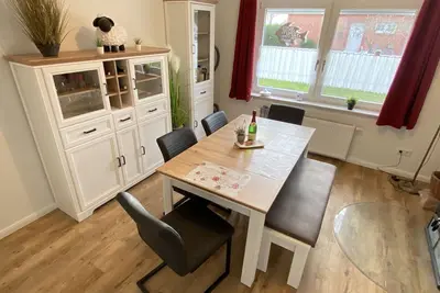 Image de Vacation home with sauna and whirlpool, quiet location, 6 pers.