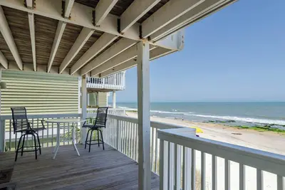 Image de First floor oceanfront condo in Ocean Dunes!