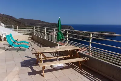 Image de Villa récente 95m2\/belle vue mer\/gde terrasse\/cour, garage, salle jeux enfants