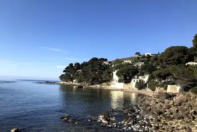 Image de Charmant cabanon provençal rénové au gré des flots