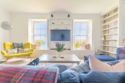 Image de Primrose Cottage – Parking - Sea Views - Sleeps 6 - Dog Friendly