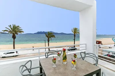 Image de Bel appartement en bord de mer à Puerto Pollensa