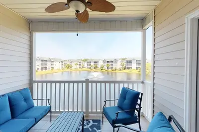 Image de Beautiful 3 Bedroom  Golf Course Condo - Sandpiper 71d
