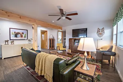 Image de Gorgeous Chilkat Tower #1, 2br Condo, downtown