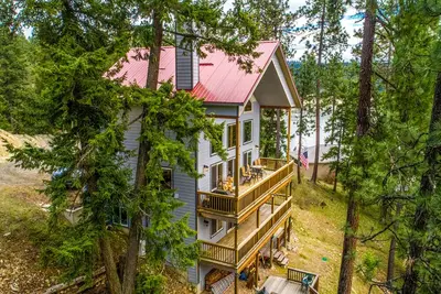 Image de Waterfront Cabin W/ Two Decks, Gourmet Kitchen, Free WiFi, & Lake Access