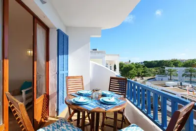 Image de Appartement Posidonia près de la mer avec Wi-Fi et balcon