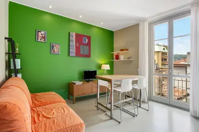 Image de Délicieux appartement de vacances à quelques pas du port avec vue sur la montagne