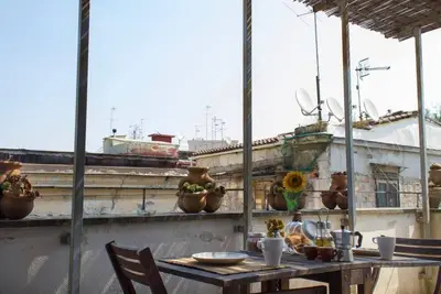 Image de Sui Tetti di Napoli - terrasse panoramique 2