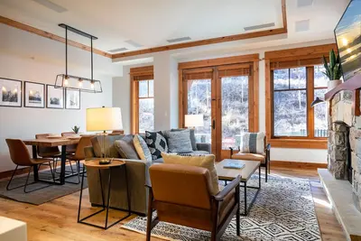 Image de Luxury Northstar Village Residence On Village Ski Run!