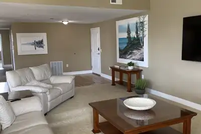 Image de Grand Landing Condo Unit 206, Outrageously Spacious, Sleeps 5-6, 3 Bdr 2. 5 Bth