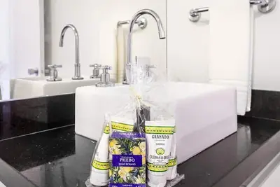 Image de Tabas | Lindo 1qto Itaim com limpeza diária | I062