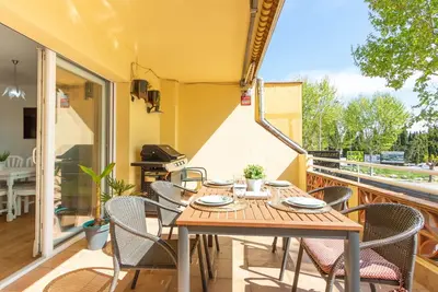 Image de Confortable appartement pour 4 personnes avec Wifi, climatisation, Tv et terrasse