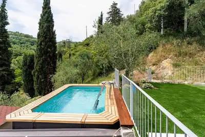 Image de Agréable appartement pour 6 personnes avec Wifi, piscine, patio, animaux admis et parking