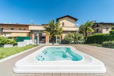 Image de Residence Geranio, appartement Monolocale avec balcon français, wifi et piscine