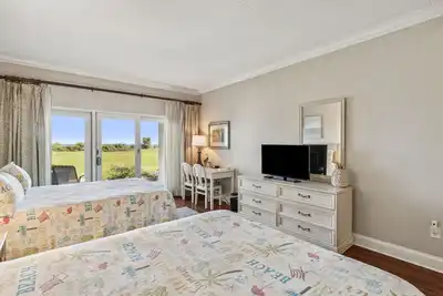 Image de 256 Sandcastles Beautiful Oceanfront, Ground Floor Hotel Room & Private Patio