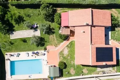 Image de Un gîte de qualité entièrement équipé au coeur du Var