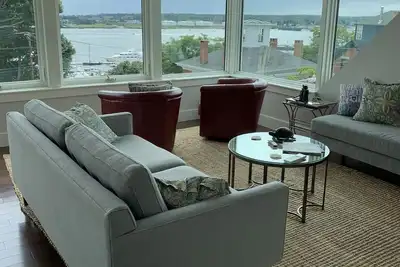 Image de Exquisite 2br/2ba+Stunning Views+Munjoy Hill