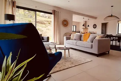 Image de Maison contemporaine **** (110 m2), 5mn Ă pied des plages de sable fin et du Gr