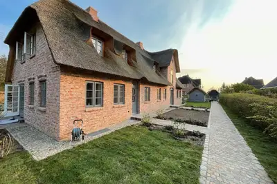 Image de Wöda from Nieblum/Föhr - Frisian new build with modern interior design