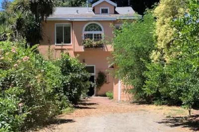 Image de Huge River Frontage, Views, 2bd+/2ba, Spa, 3 acres by Steelhead Beach