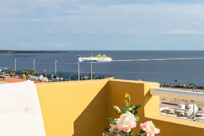 Image de Vivienda Centrica con Gran Terraza y Vista Panoramica al mar