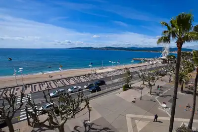 Image de Superbe Appartement, vue imprenable panoramique sur mer et plage