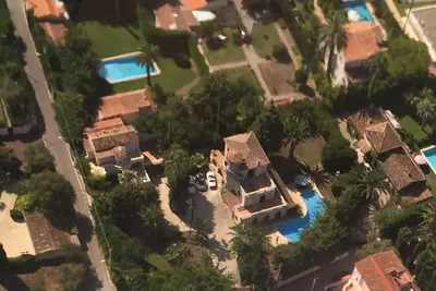Image de Large Villa & its guest house