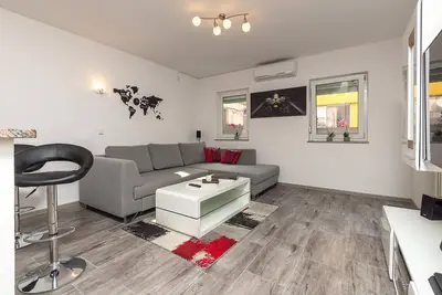 Image de Bel appartement à Pula avec WiFi