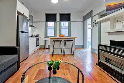 Image de \"Elements of Goulburn\" Entire 1 bedroom Apartment