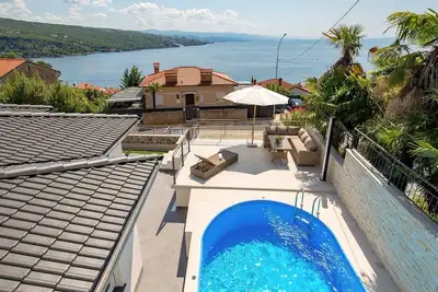 Image de Superbe maison Ă Volosko avec WiFi