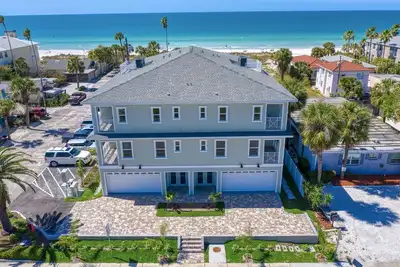 Image de ♥ Oceanfront View ♥ Beachfront Condo ♥ New ♥ U2 ♥