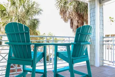 Image de ♥ Beach Condo ♥ New ♥ Sleeps 10 ♥ 3 Bd 2. 5 Ba ♥ U4