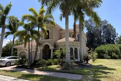 Image de 4 bedroom, 6 bath, 10 min from Siesta Beach