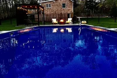 Image de Beautiful Home with walking distance to the beach, new 46ft pool! Ev charger